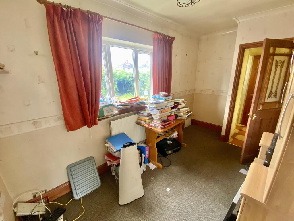 House in Bedworth, Collycroft - View 5