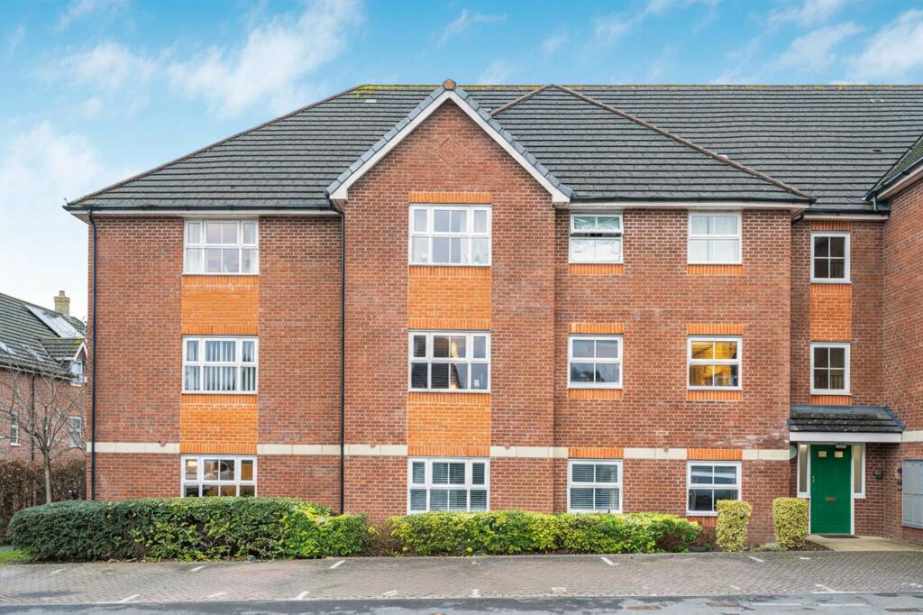 Main image of property: Hebden Close, Swindon, SN25