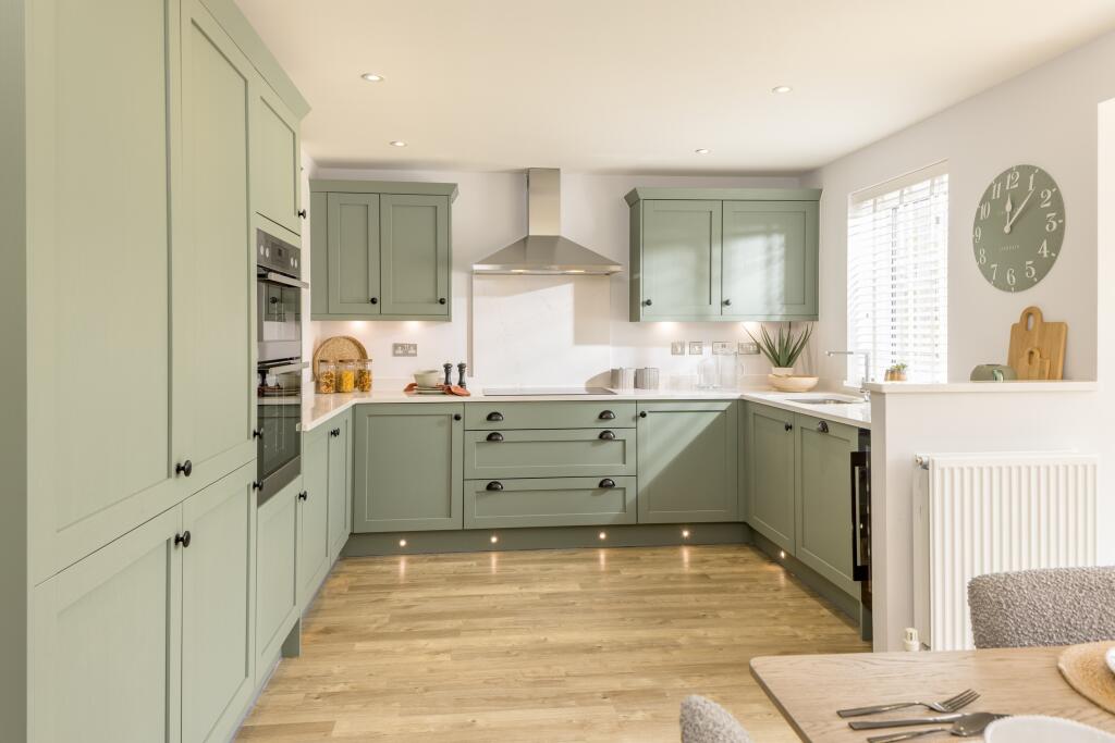 Highgrove, 
Main Road, 
Bosham, 
West Sussex,
PO18 8EH photo 2