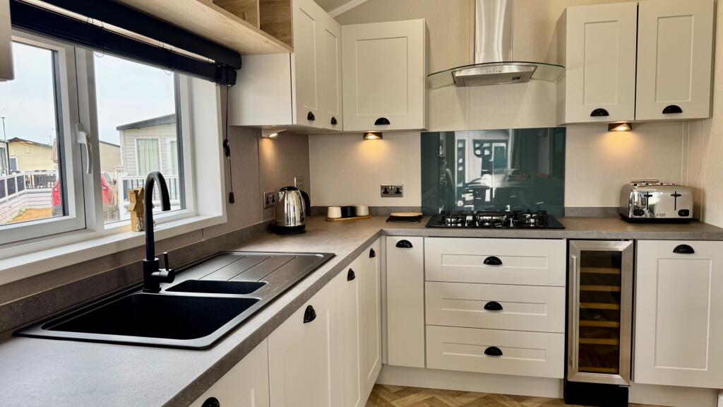 House in Tonbridge - View 5