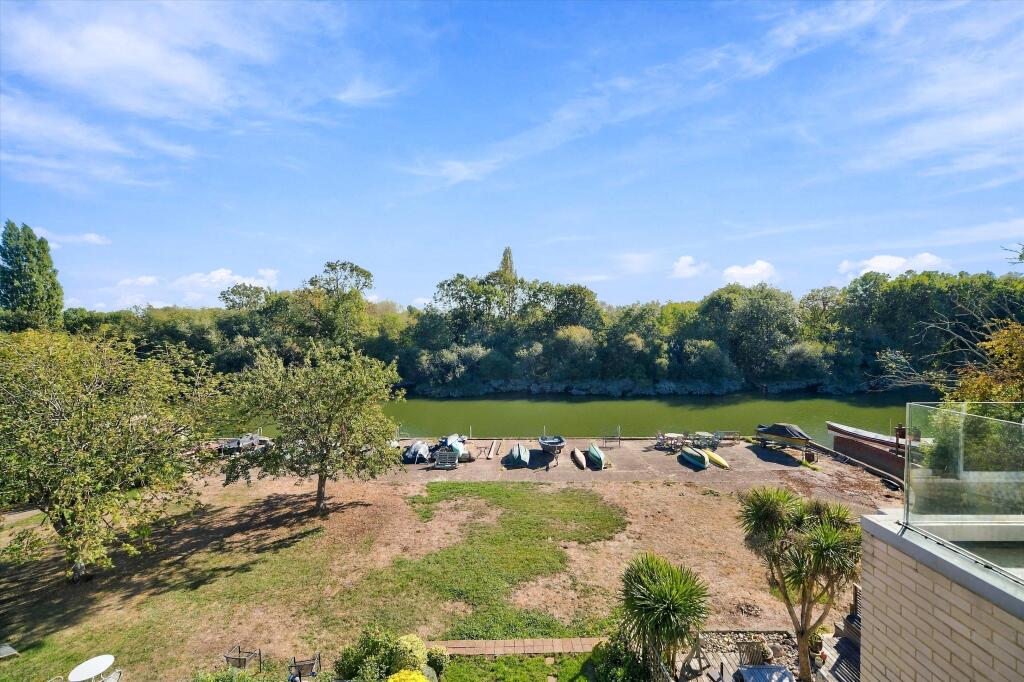 House in London - View 4