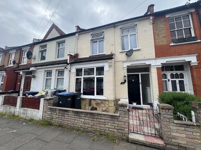 Main image of property: Kingsway, Enfield, EN3 