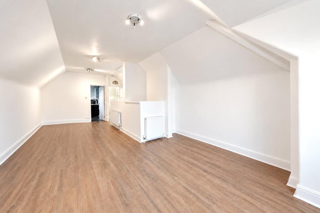 Apartment in London, Brondesbury Park, Mapesbury