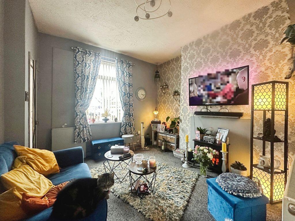 Apartment in Bury, Greater Manchester - View 2