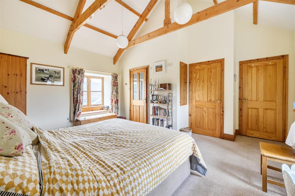 House in Truro - View 5
