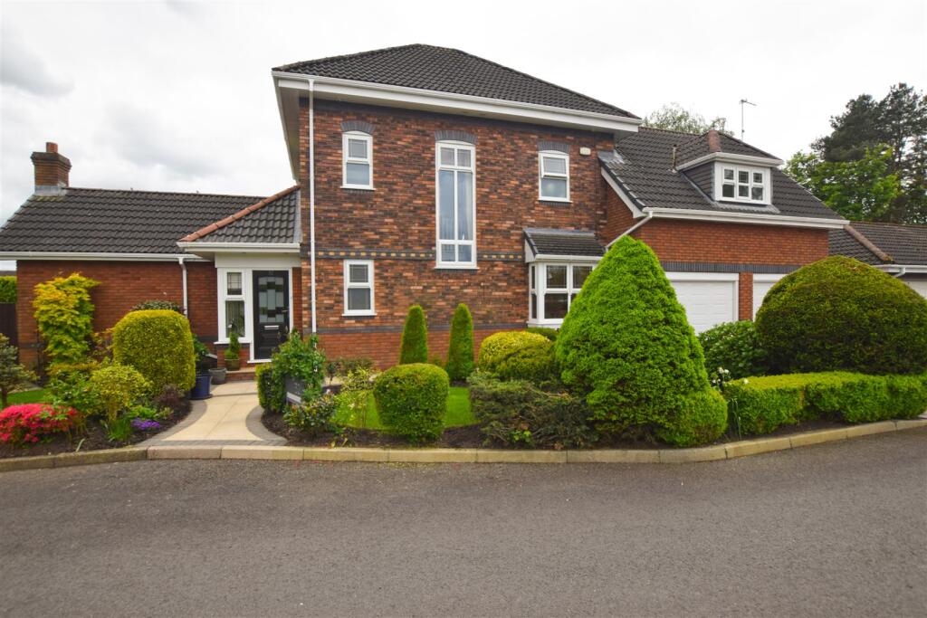 Main image of property: Bamford Mews, Bamford, Rochdale