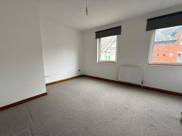 Apartment in Test Valley, Mainstone, Romsey - More