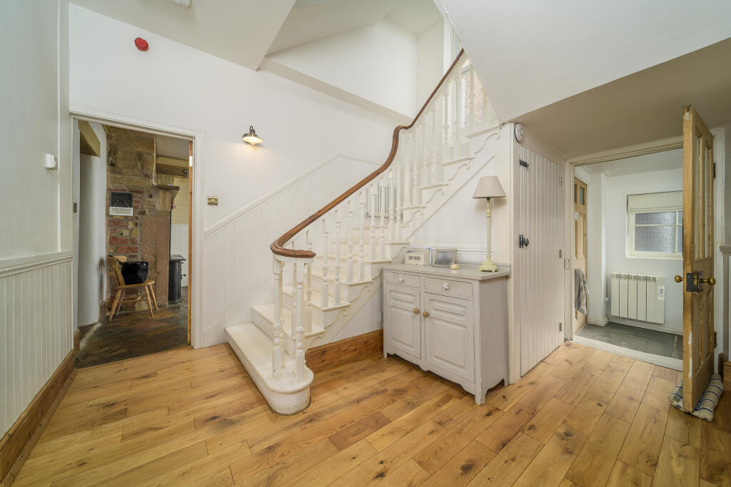 House in Newcastle upon Tyne - View 5