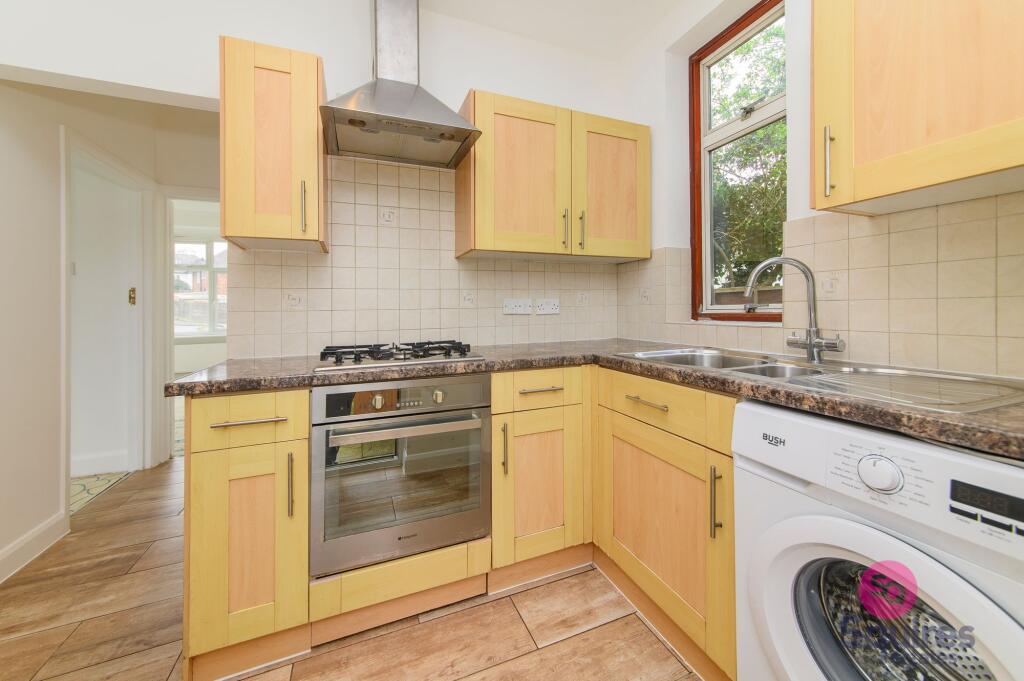 Apartment in London - View 4