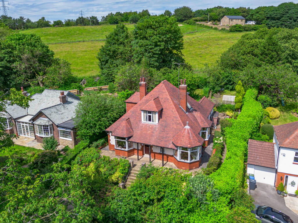 Main image of property: Old Road, Hyde, SK14 6LW