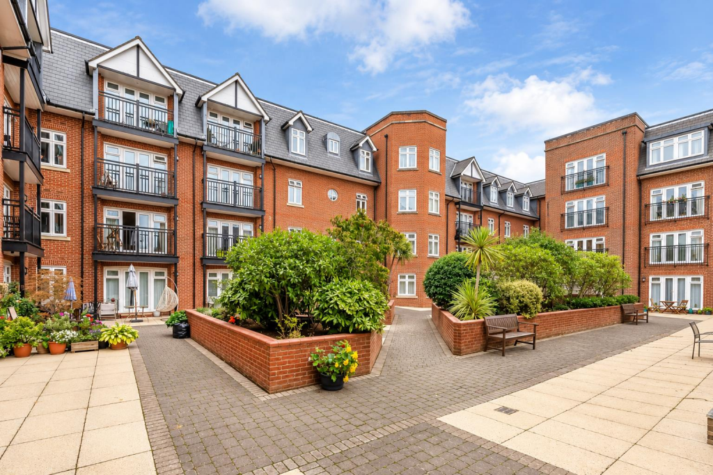 Main image of property: ROYAL SWAN QUARTER, LEATHERHEAD, KT22