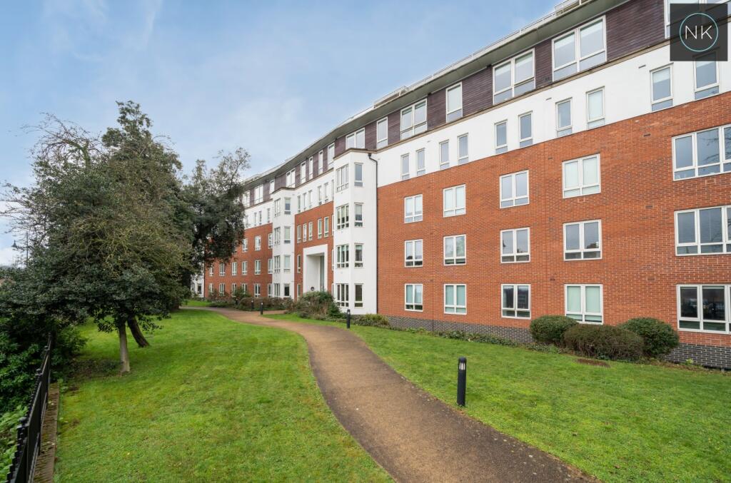 Main image of property: Regency Court, High Road, London, Greater London, E18