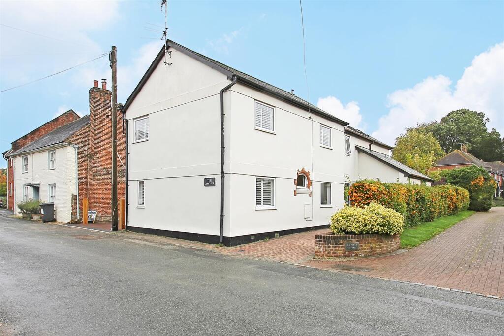 Main image of property: High Street, Broughton