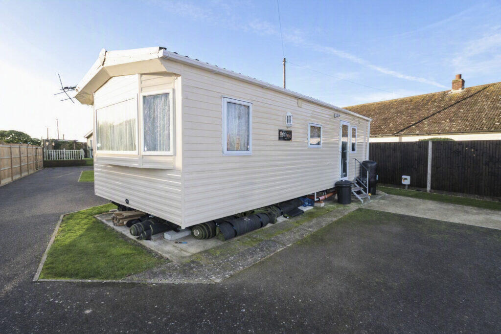 Haven Road, Hayling Island - View 3