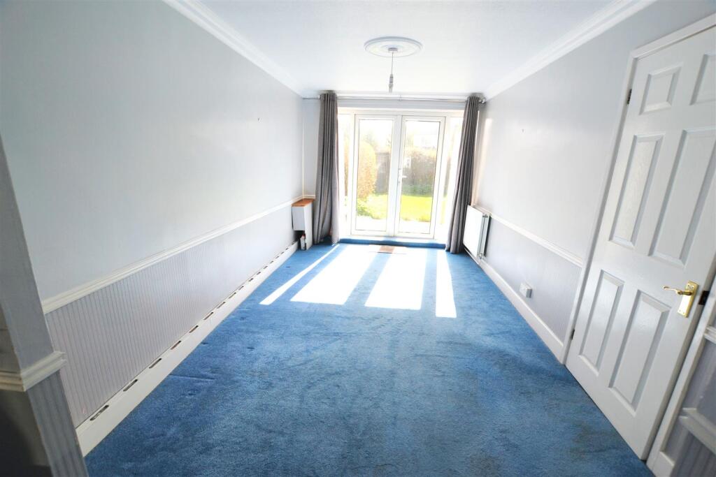 Additional image 9 of Poplars Close, Ellenbrook, Hatfield