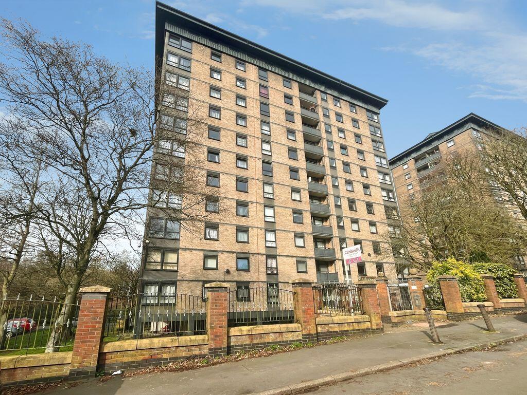 Apartment in Bolton, Greater Manchester - View 4