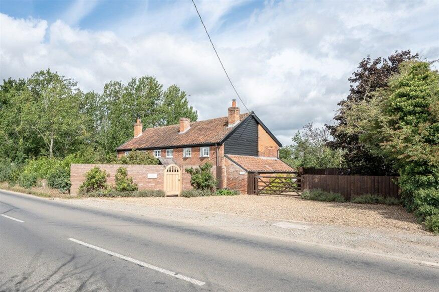 House in East Suffolk, Snape - View 2
