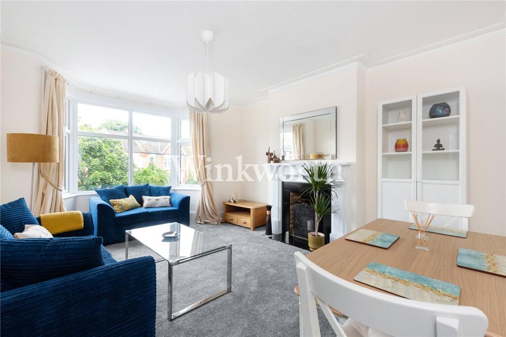 Apartment in London - View 3