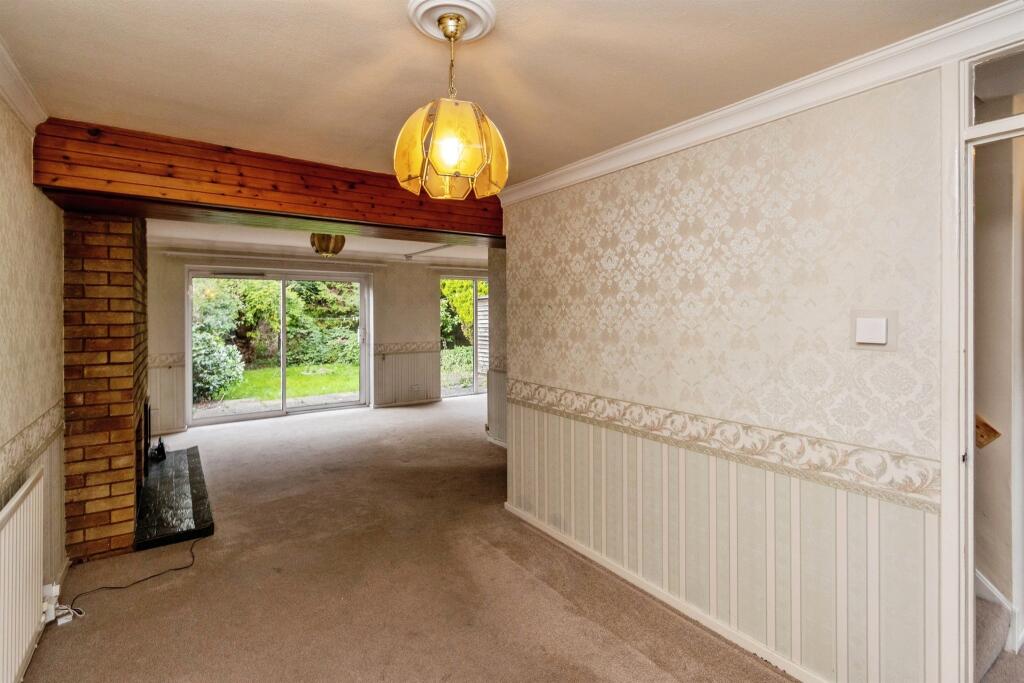 House in Walsall, West Midlands - View 5