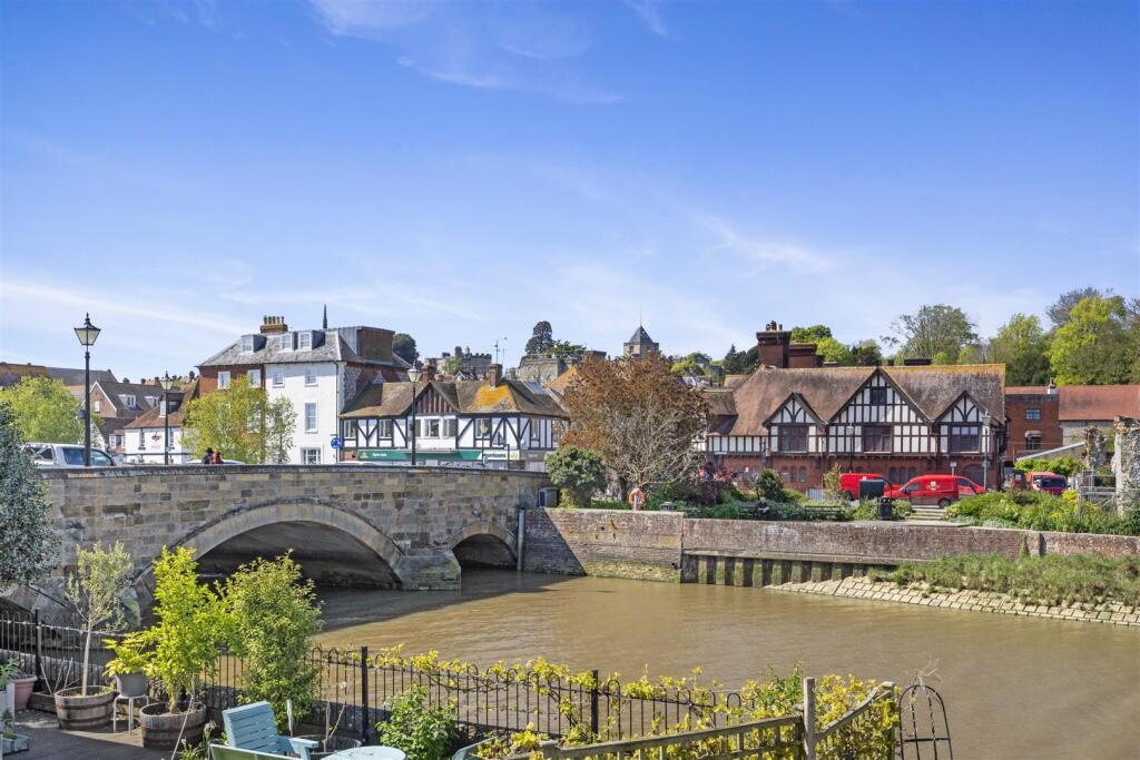 Queen Street, Arundel photo 2