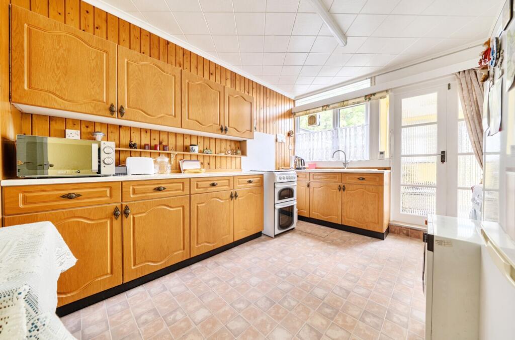 House in Ipswich - View 3
