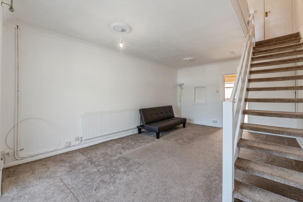 House in Thurrock, Essex - View 5