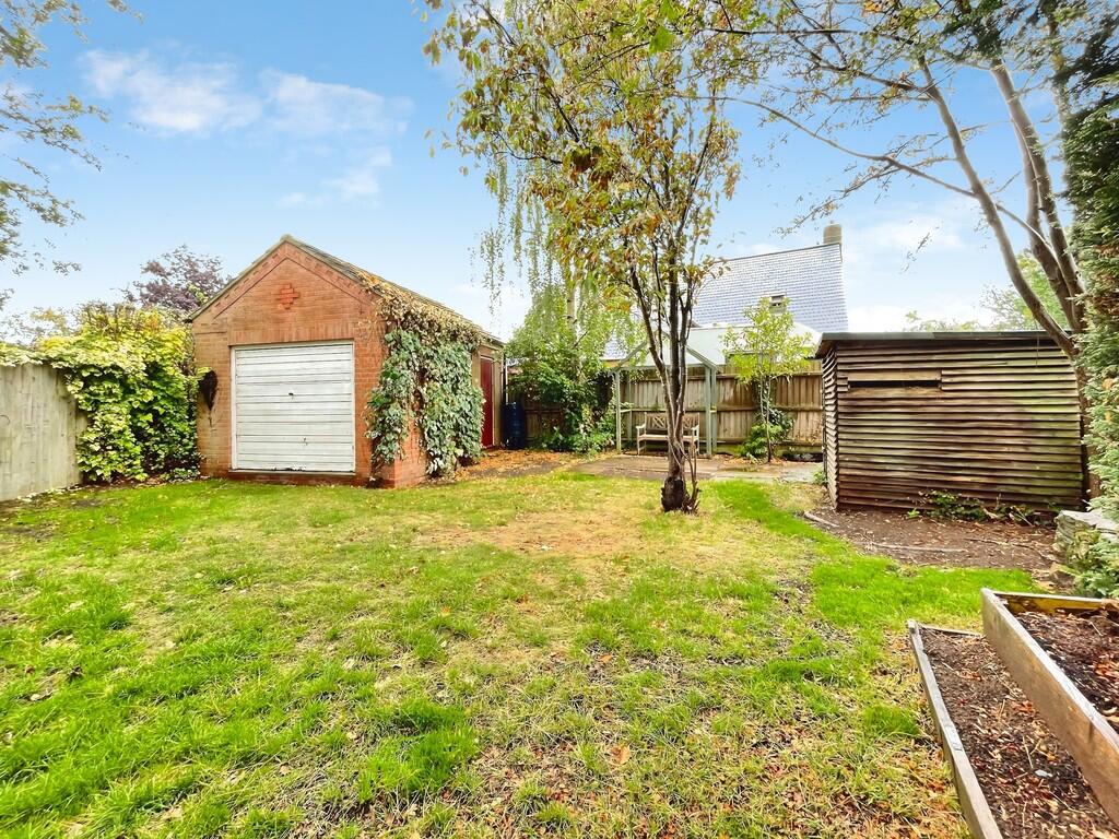 House in North Kesteven, Waddington - More