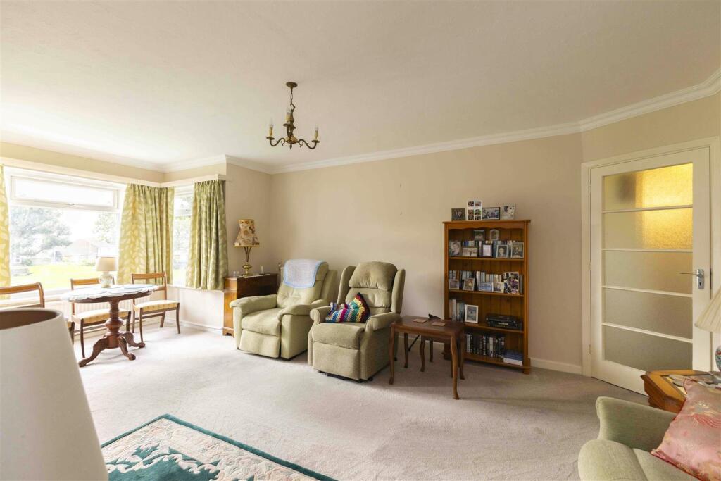 Apartment in Tonbridge - View 4