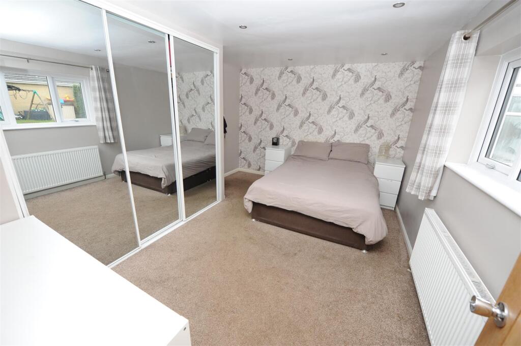 Additional image 10 of Elliot Court, Queensbury, Bradford