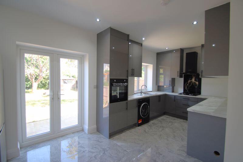 House in Harrow - View 3