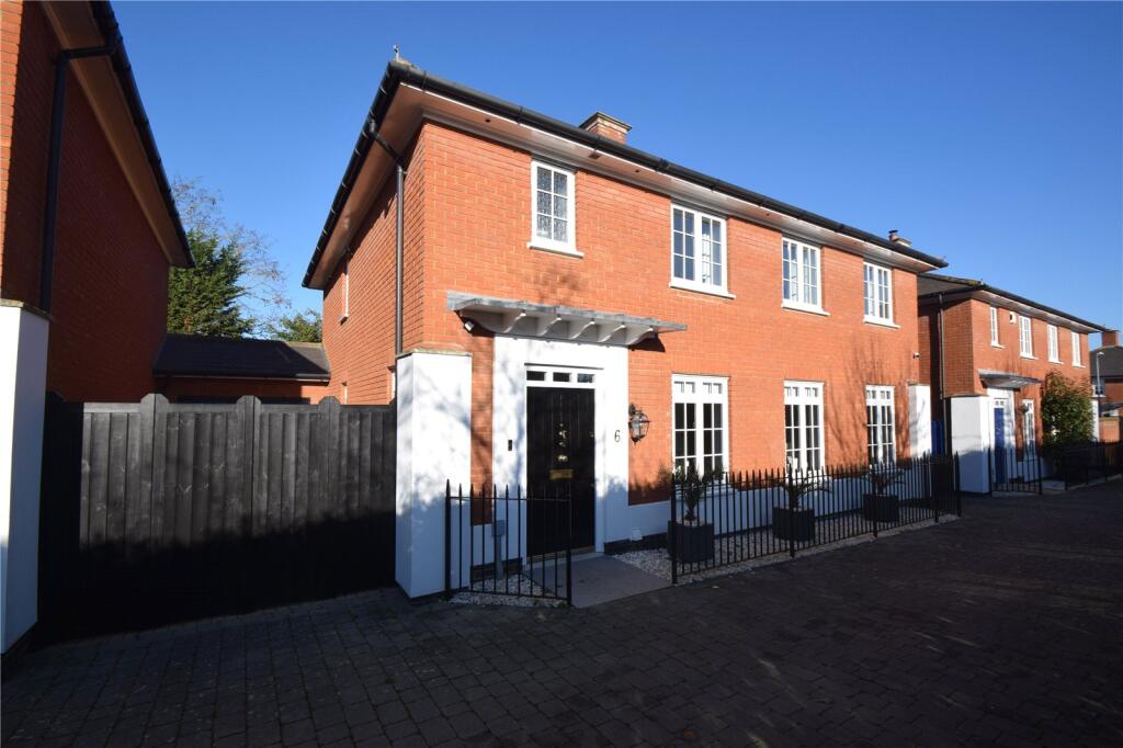 Main image of property: Bantock Way, CM8