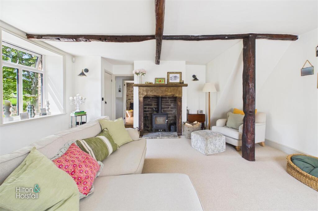 House in Burnley, Lane Bottom, Briercliffe - View 3