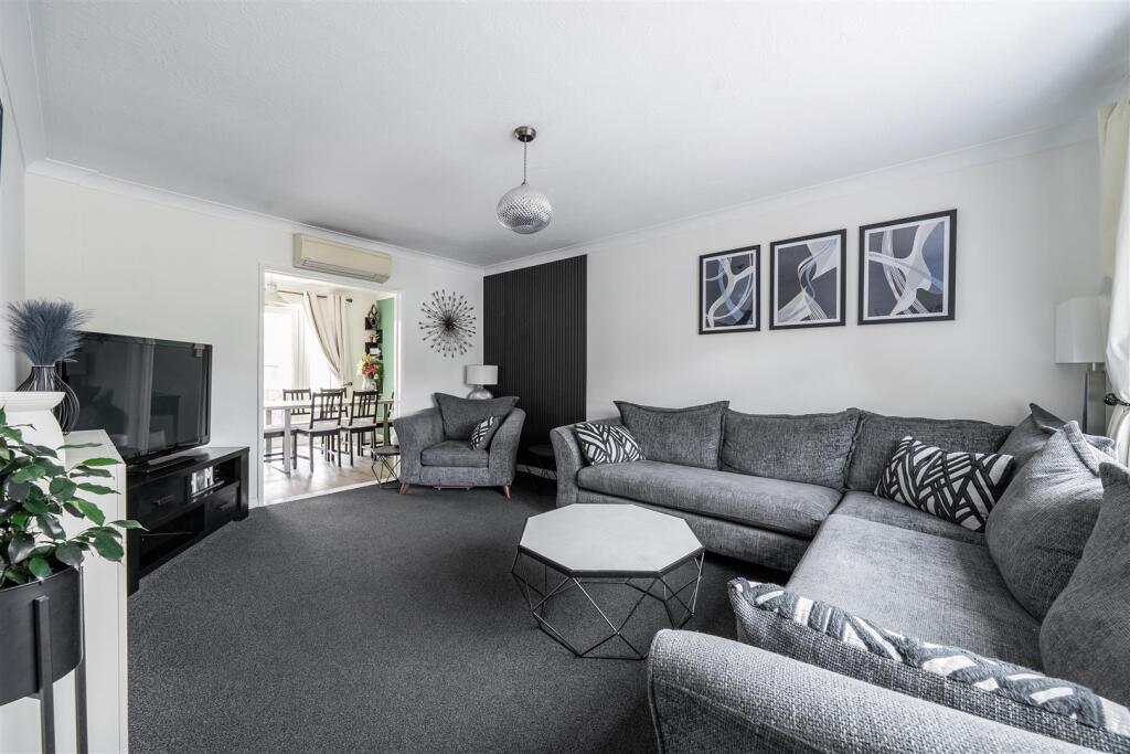 House in Guildford - View 5