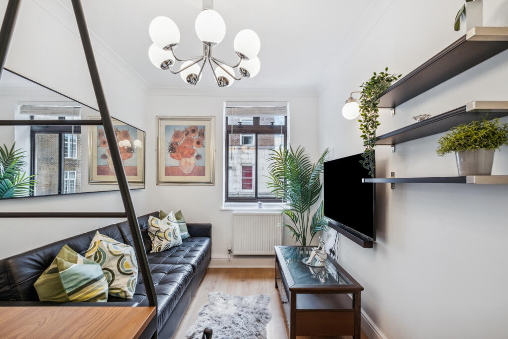 Main image of property: Dudley Court, 
Upper Berkeley Street, W1H