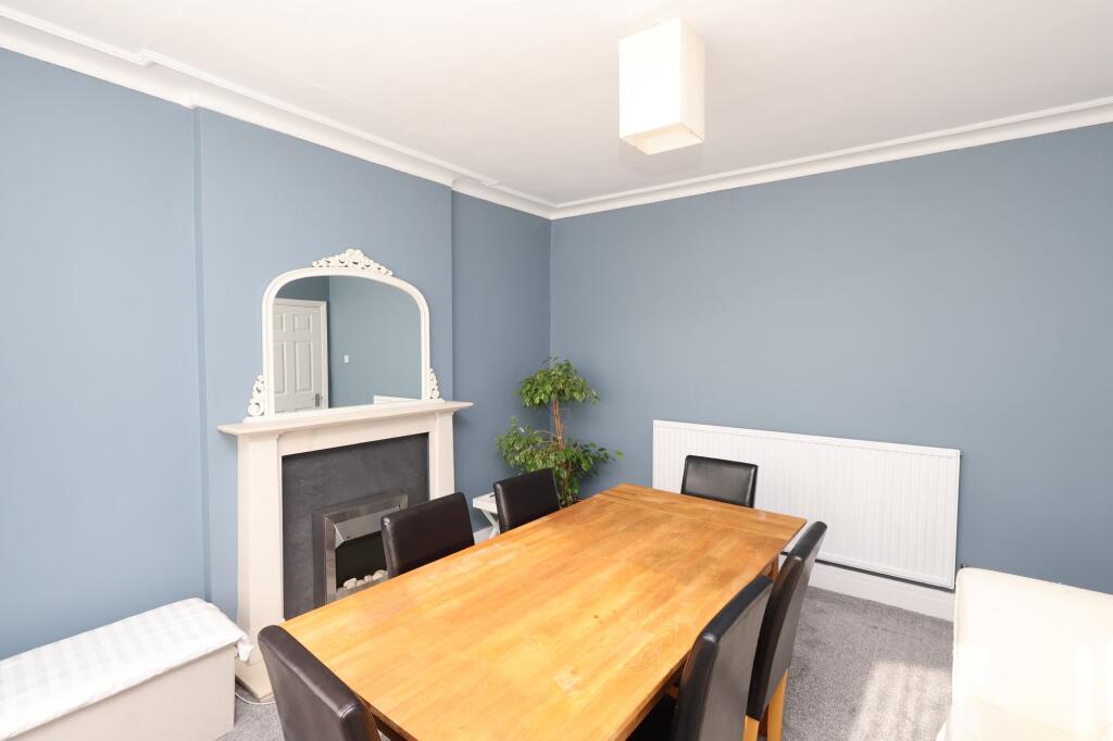 House in Trafford, Greater Manchester - More