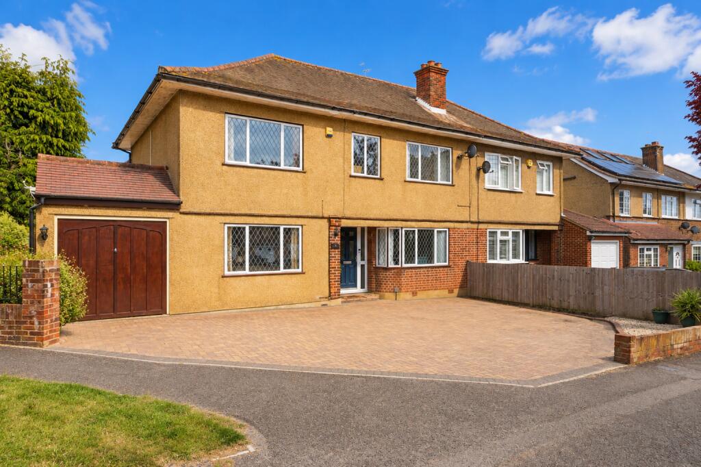 Main image of property: Kingshill Avenue, St. Albans, Hertfordshire, AL4