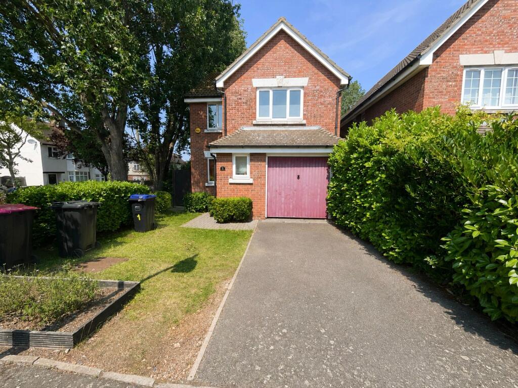 Main image of property: Ensign Close, Leigh-on-Sea