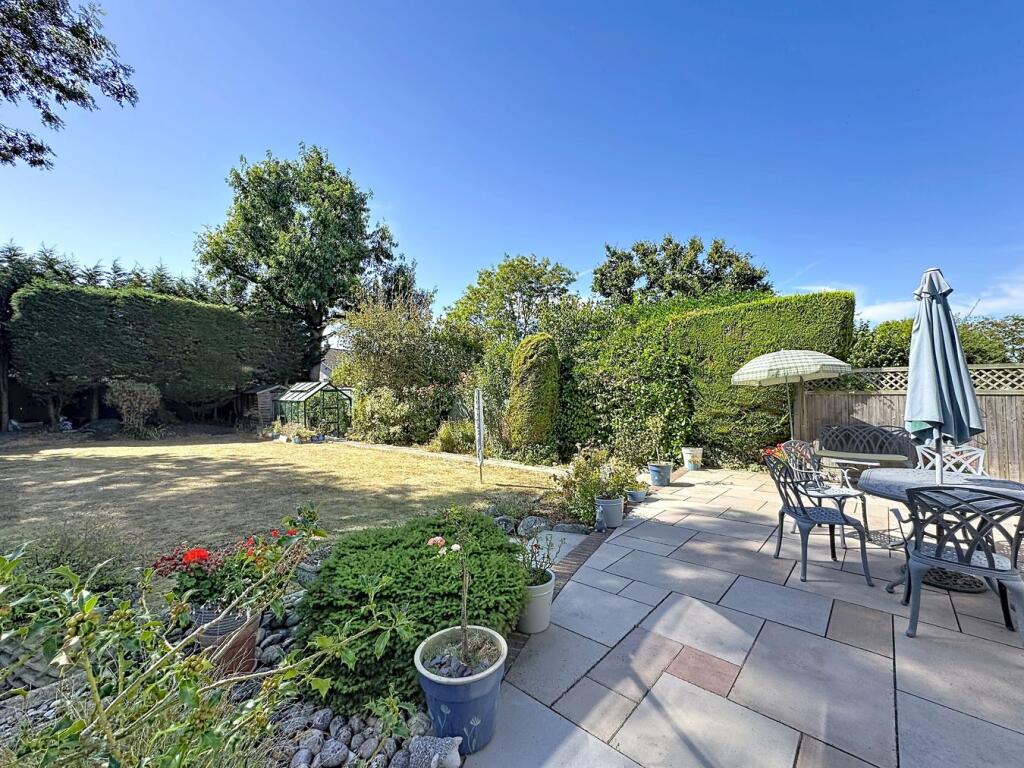 House in Bromley - View 4