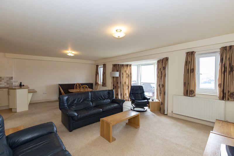 Main image of property: 9 Markham Mount, Rochdale Road, Sowerby Bridge HX2 7JB