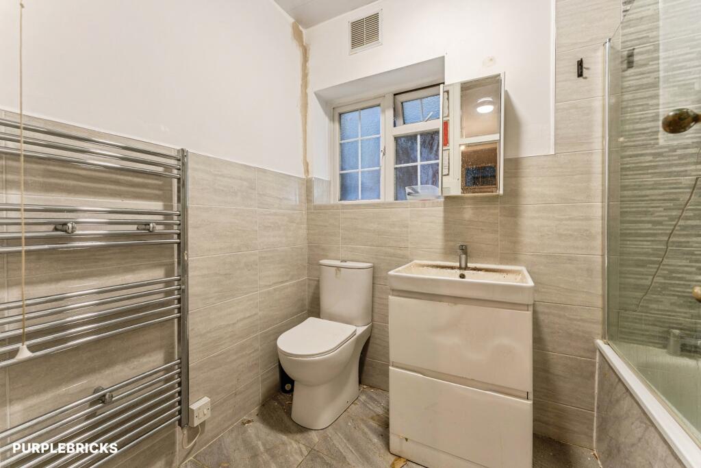 Apartment in London - View 4