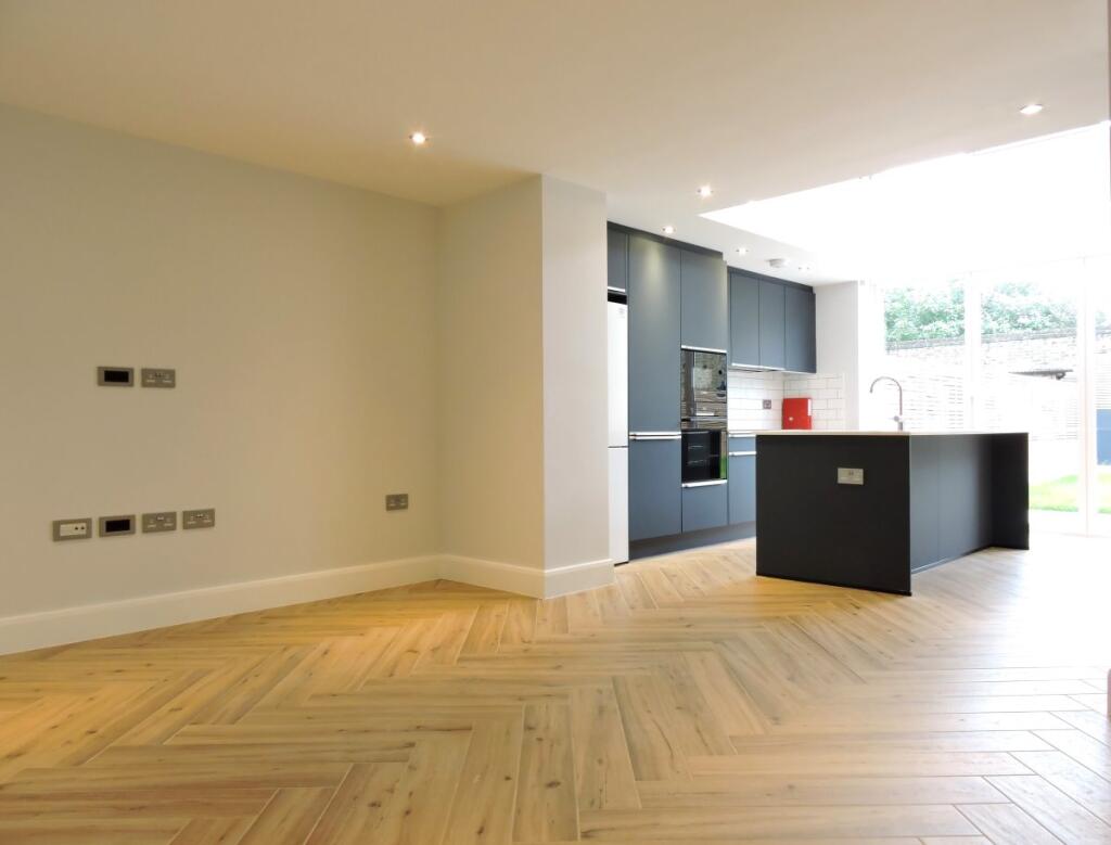 Main image of property: Southgate Road, London