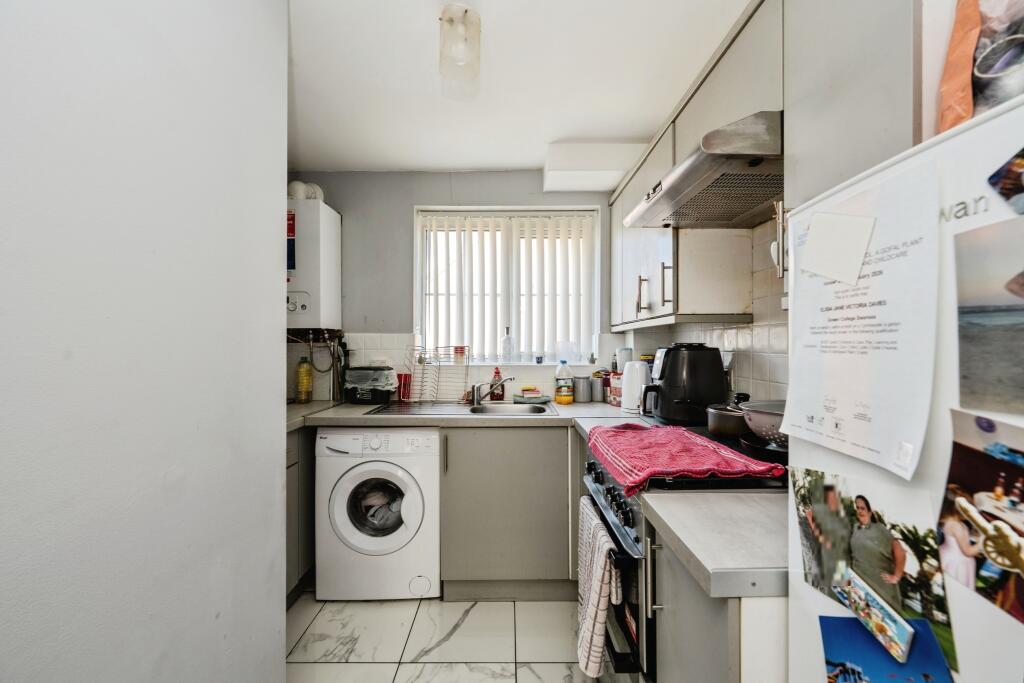 House in Tregof, Llansamlet - View 4