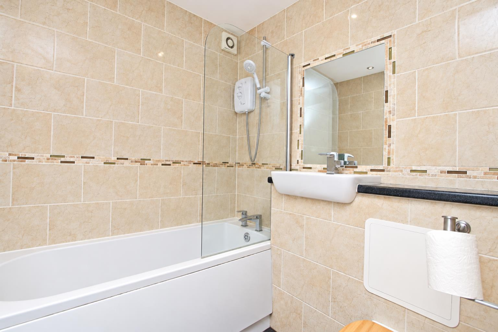 Apartment in Milton Keynes, Two Mile Ash, Abbey Hill - View 3
