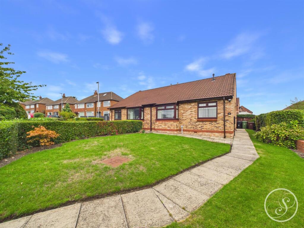 Main image of property: Field End Garth, Leeds