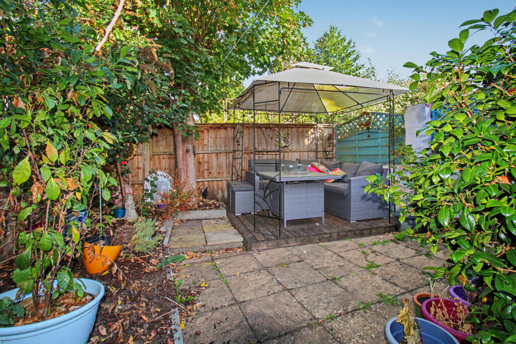 House in Rushmoor, Hampshire - View 4
