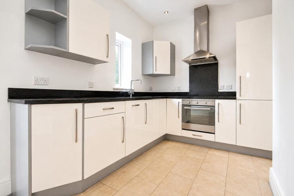 Apartment in Stevenage - More