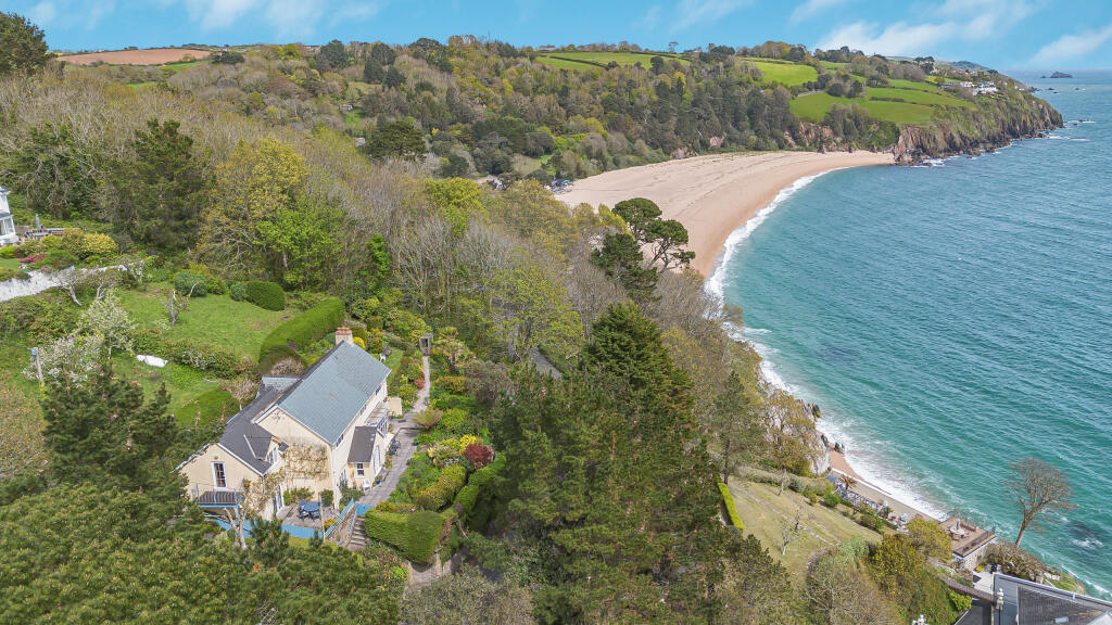 5-bed detached on Strete, Dartmouth, £910,000
