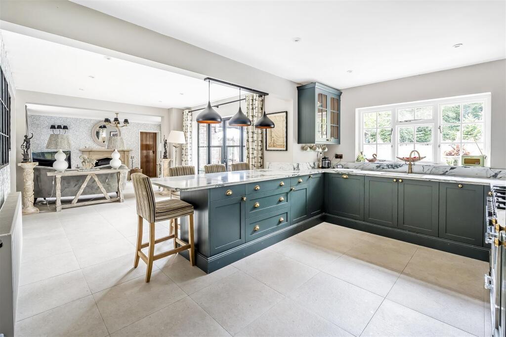 House in Redhill - More