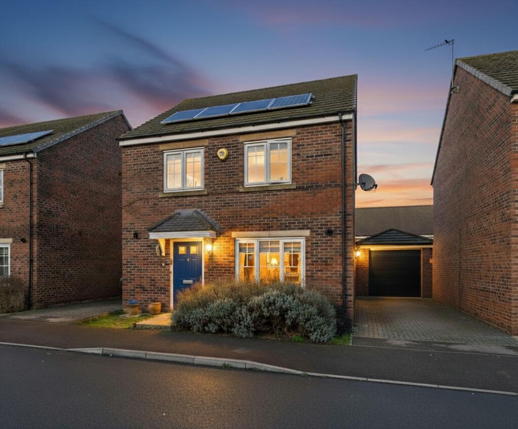 Main image of property: Quayside Way, Hempsted, GL2