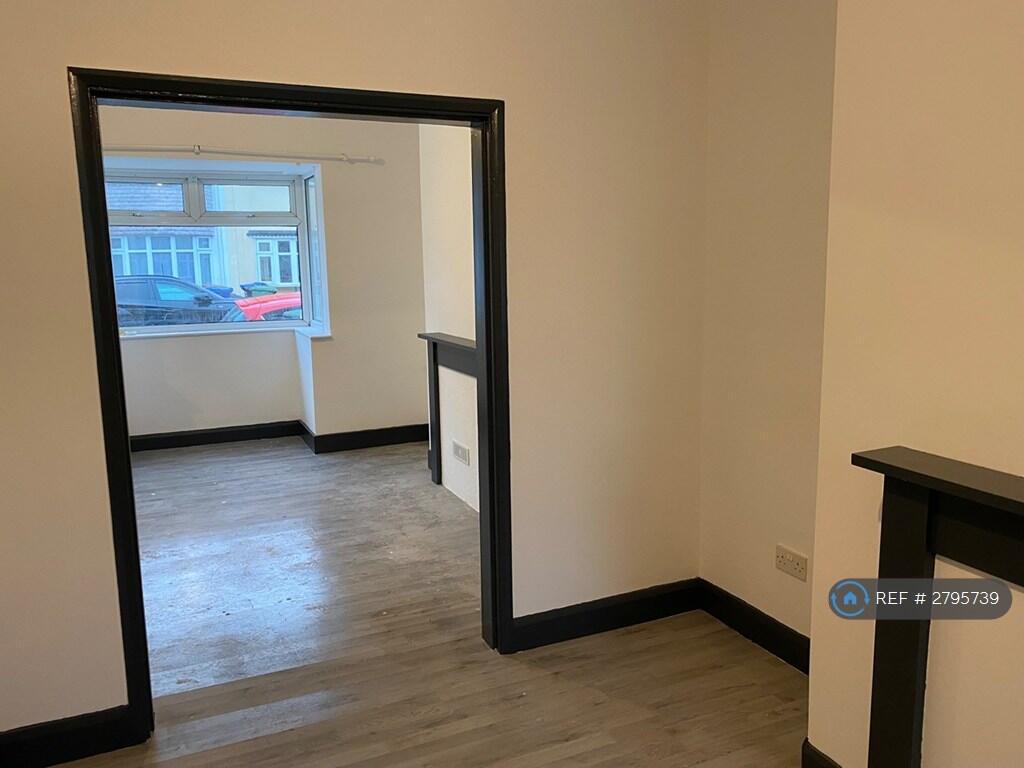 Main image of property: Barcroft St, Cleethorpes, DN35